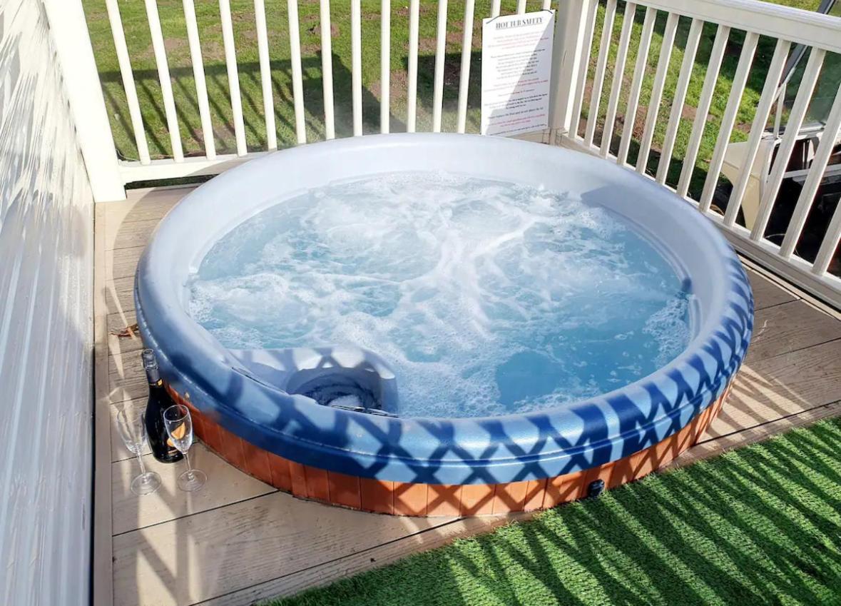 15 Kestrel Close Hot Tub Retreat Tattershall Kültér fotó